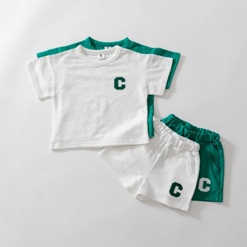 2psc Summer born Baby Girl Boy Fallow TshirtShorts Printed Fashion Letter Set Childrens Clothing 250319