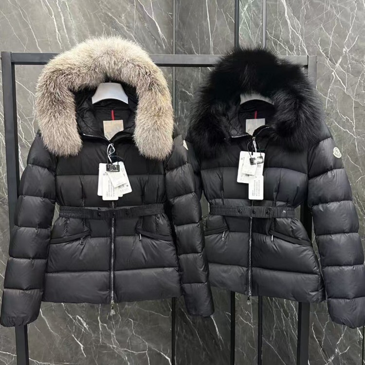 M Home 2024 New Large Hairy Collar with Mengkou Correct Version, Trendy and Fashionable Versatile Down Jacket