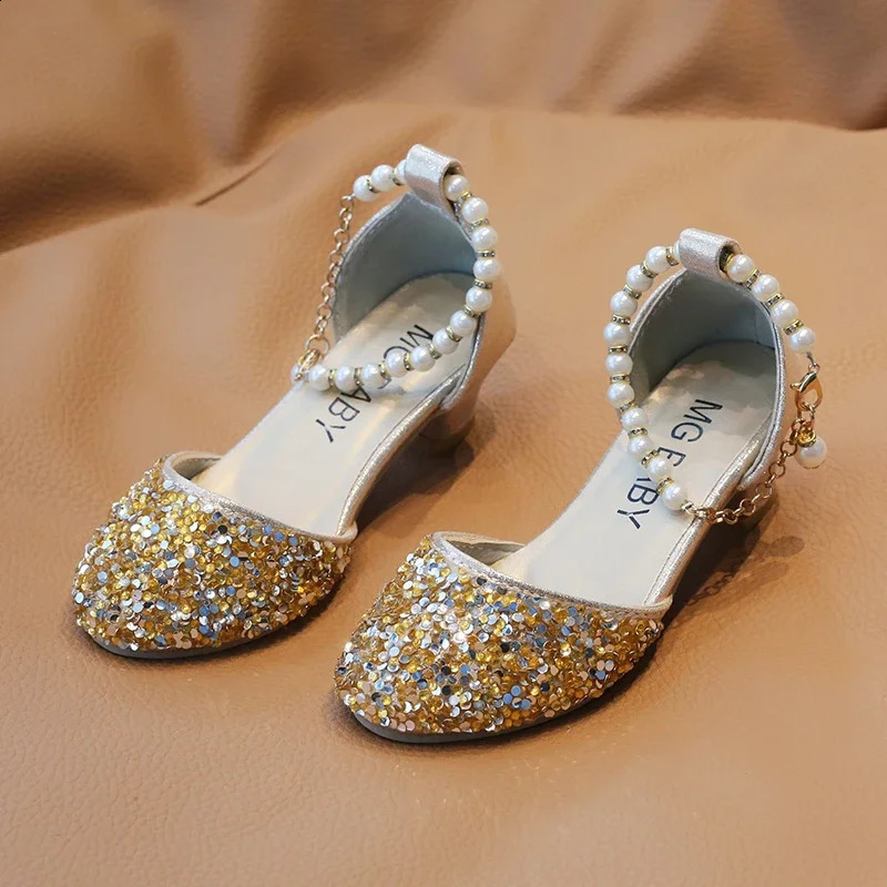 Girls Sandals Gold Fashion Crystal Shoes Silver Hundred Slip Performance Childrens High Heels Princess 250312