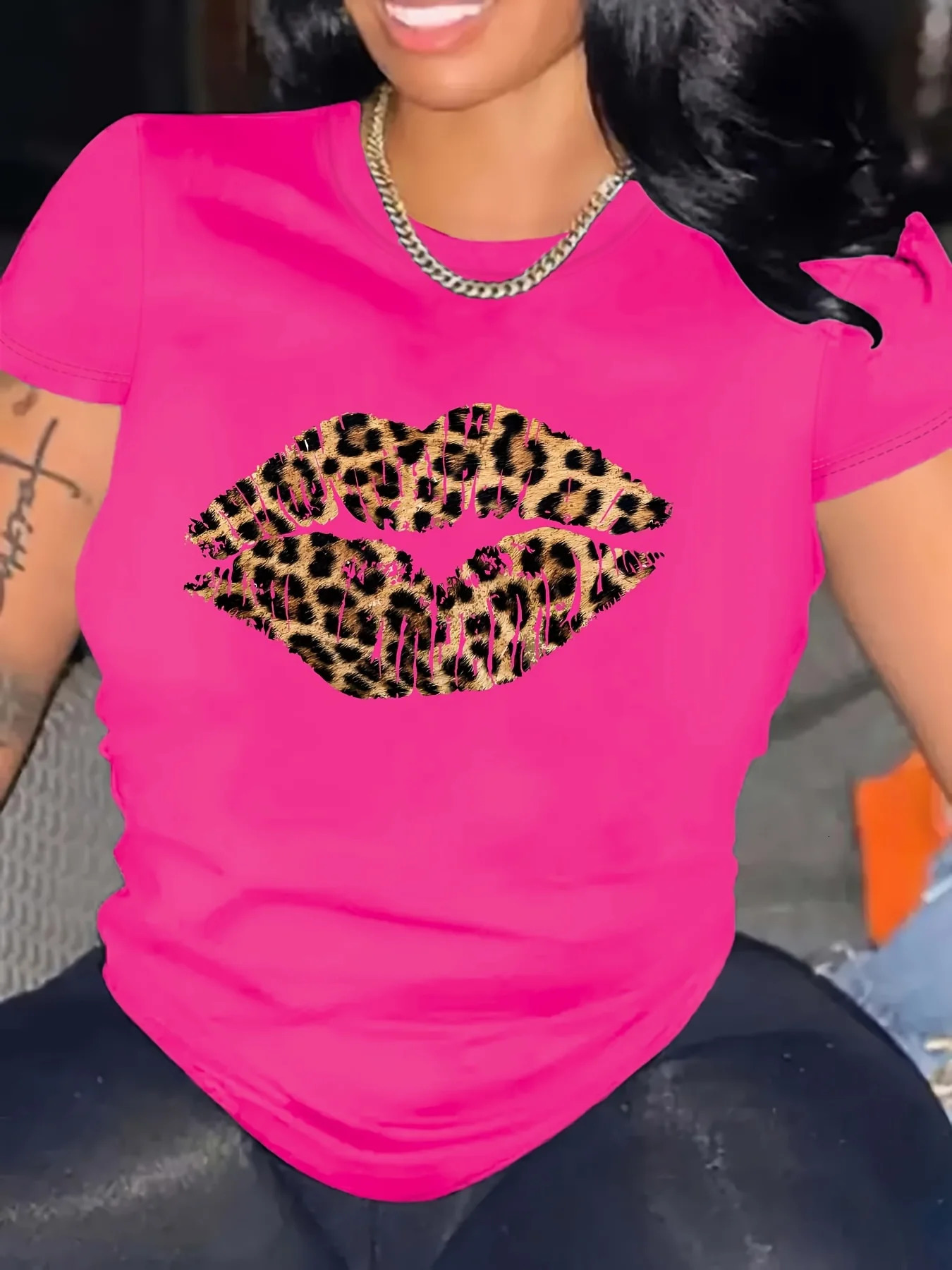 Summer womens leopard print lip print casual plus round neck short sleeved comfortable breathable T-shirt top 250320