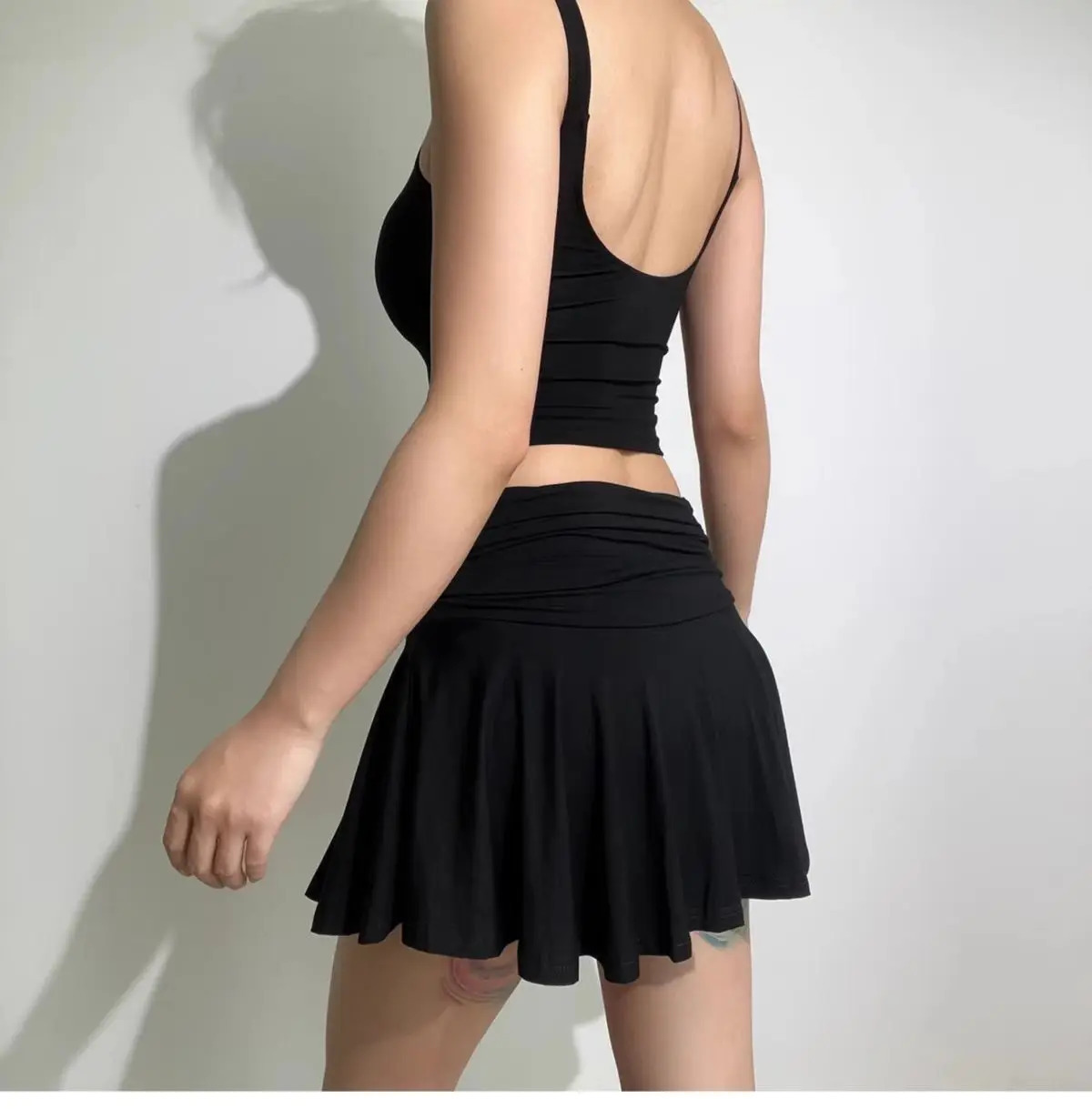 Spicy Sport Skirts Womens Casual Matching Pleated Skirts Y2K Ladys Streetwear Elastic Low Waist Chic Female Short Skirts 250320