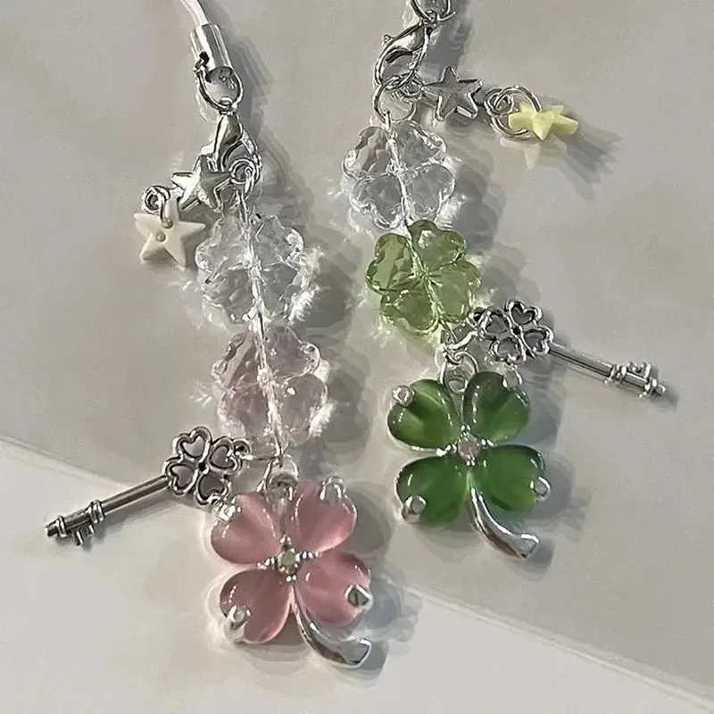 Y2K Handmade Jewelry Bead Keychain Bag Pendant AccESSories Fashion Keychain Phone Chain GiftXJ250319