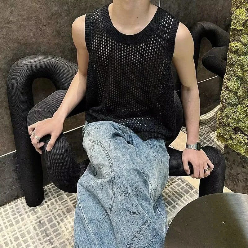 Summer hollow mesh knitted mens vest thin sports street fashion casual sleeveless O-neck oversized T-shirt top daily black and white 250318