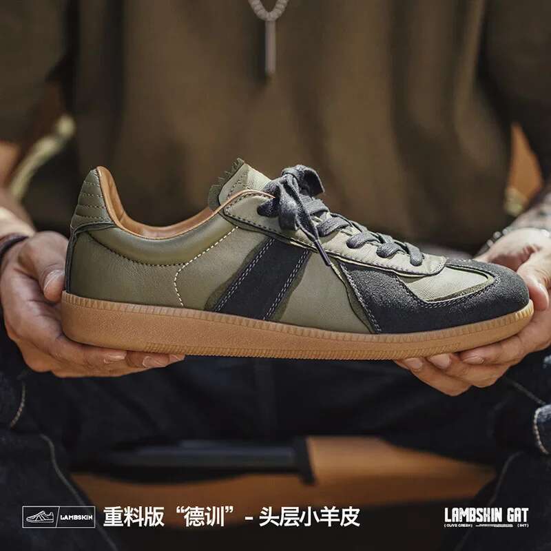 2025 new men's style low cut olive green designer fashionable casual retro sports shoes