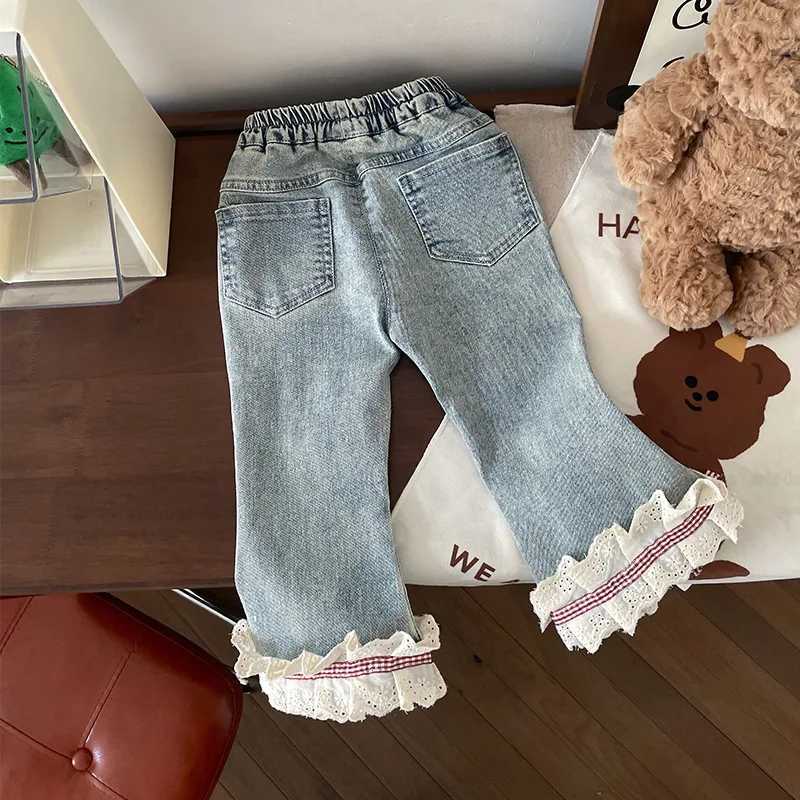 2025 Spring Autumn Korean Kids Girls Jeans Denim Stretch Lace Hem Pocket Toddler Girls Trousers Children Girls Flared PantsT250326