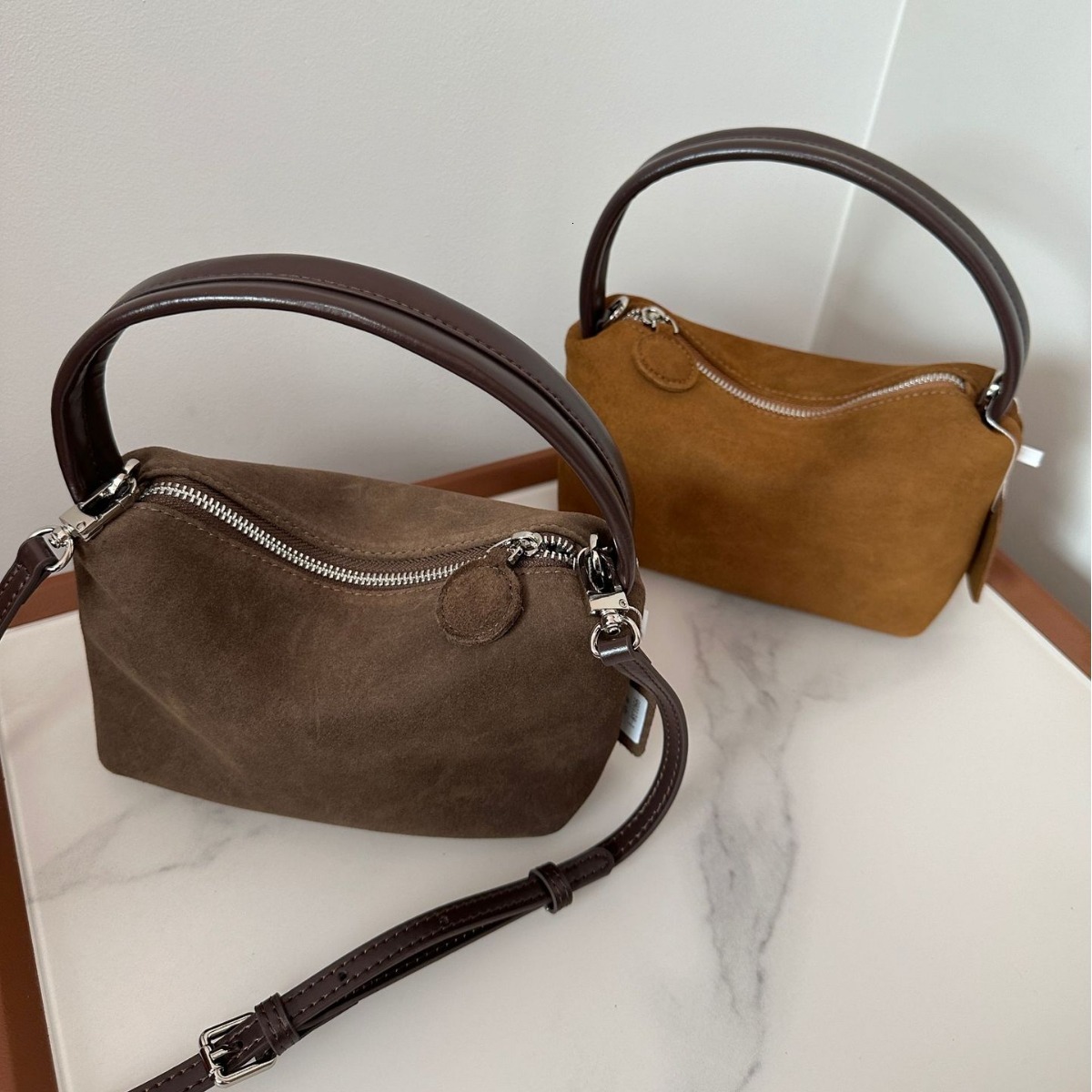 New Autumn And Winter Frosted Cowhide Hand-Held Crossbody With A High-End Feel, Same As The Fashionable Small Square Bag For Women