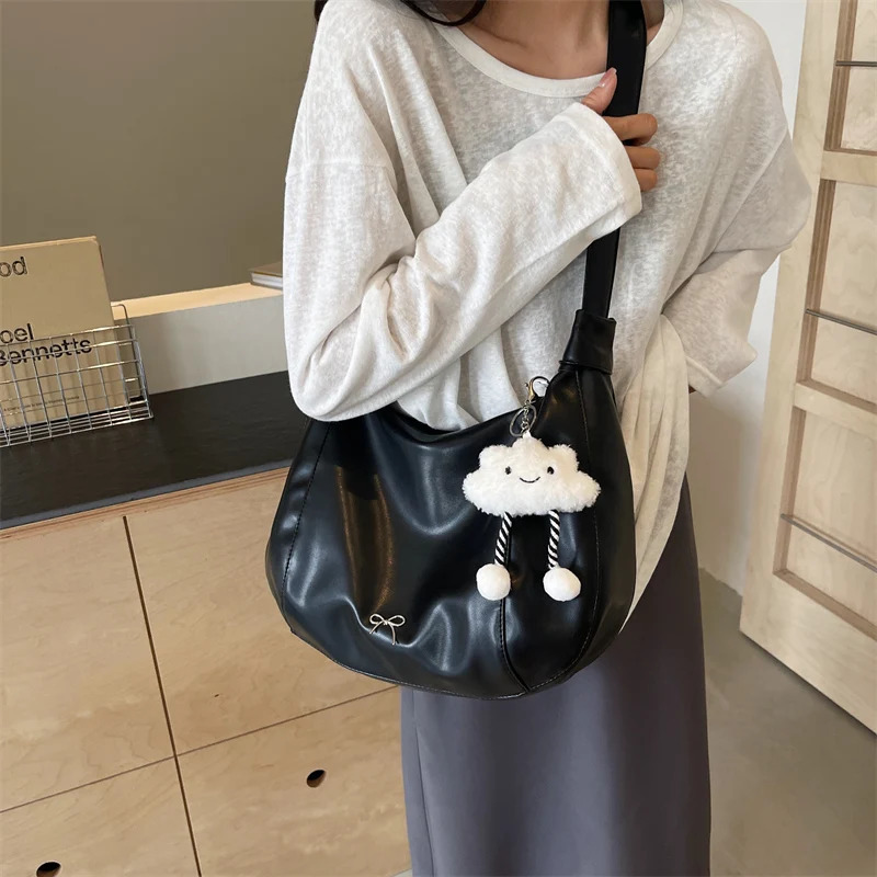 2024 Summer Large Capacity Underarm Shoulder Bag Crossbody Bag Womens Fashion Backpack Comes with a Small Doll as a Gift 250314