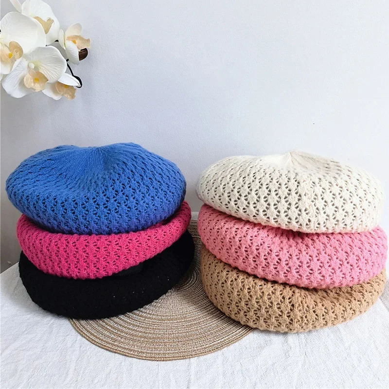 Spring Berets Breathable Permeability Knitting Beret Hat for Women Hollow Crochet Retro Fashion Painter Cap Ladies Hats 250320