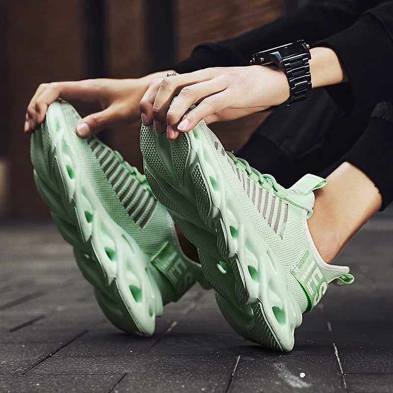 Mesh Casual Shoes Mens Shoes Breathable MENS Sneakers Lace-up Lightweight Plus Size MENS Tennis Shoes Black White Brown Green Y250320