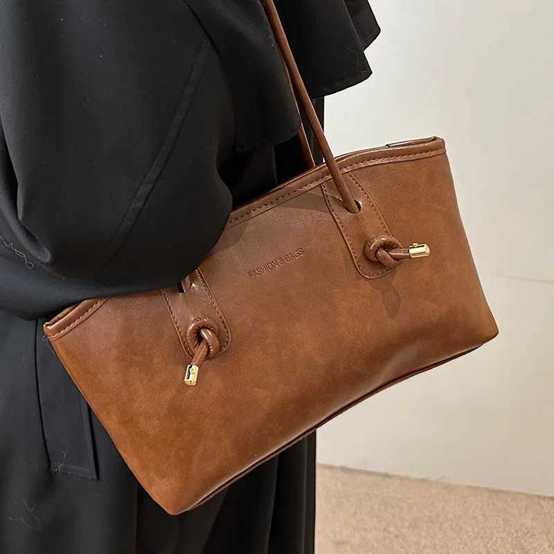 LEFTSIDE PU Womens Leather Shoulder Bag 2024 Winter Y2K Trend Womens Cross Body Bag Womens Hand Y250320