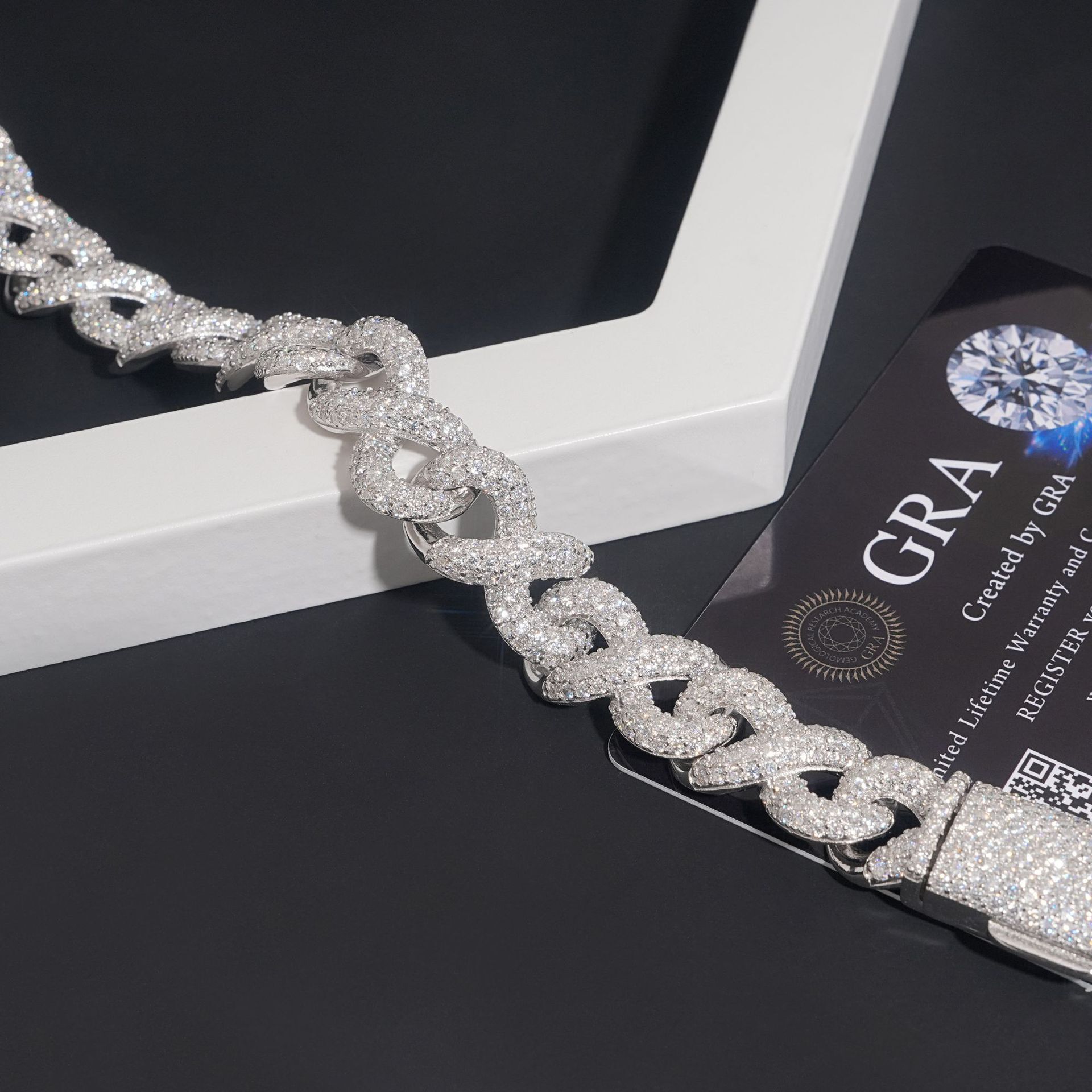 Diamond hair new 13mm 8-shaped Cuban chain S925 silver full set moissanite hip-hop trendy mens bracelet GRA