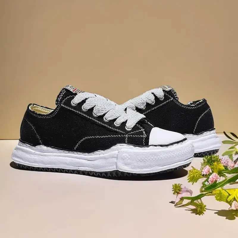 New trend shoes mens shoes and sneakers running and jumping shoes wear-resistant pad sports shoes Y250320
