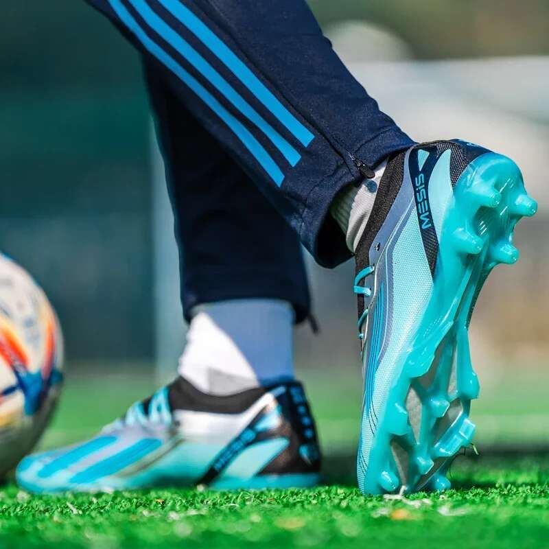 High Quality Ultralight Mens Shoes Non-Slip Turf Soccer 2025 Cleats for Kids TF/FG Training Football Boots Chuteira Campo