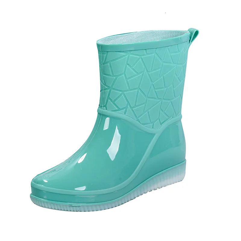 2024Botas De Lluvia Para Mujer Outdoor Women Rain Boots Wear Resistant Plastic PVC Shoes Kitchen Waterproof Shoes All Seasons 250317
