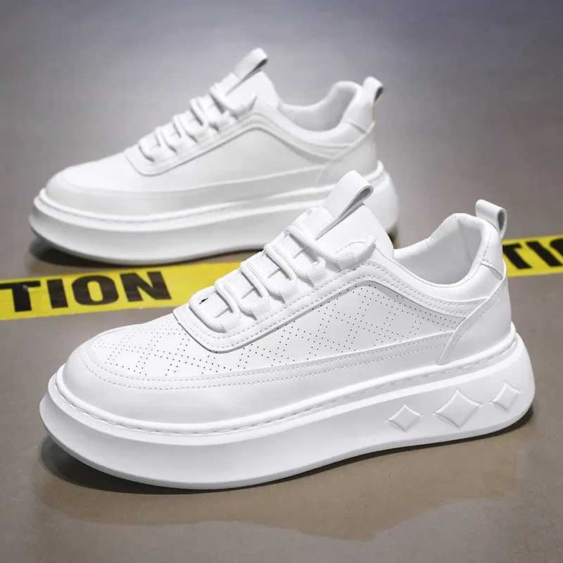 2025 Mens Vcanize Shoes and Thick Bott Casual Board Shoes Y250320