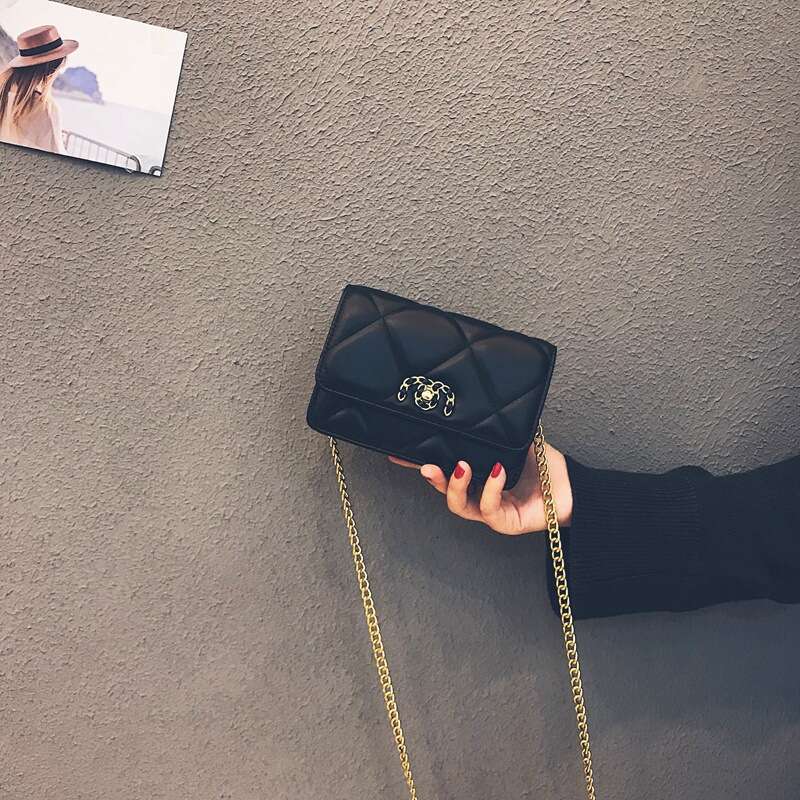 Internet celebrity crossbody chain mini small women's bag 2021 explosive style, high-end fashionable, and stylish, 2025 temperament versatile new