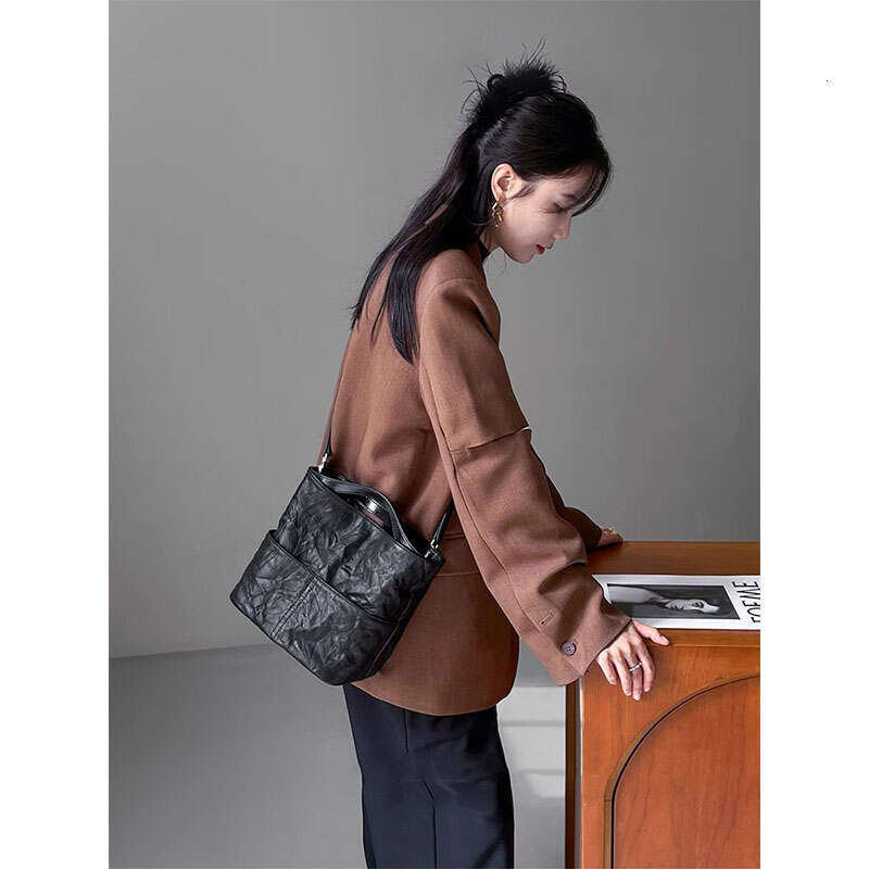 Women's Bags Black Handbag for Women New Spring/Summer High Quality Texture Lazy Style Soft Leather Folded Crossbody Bucket Bag