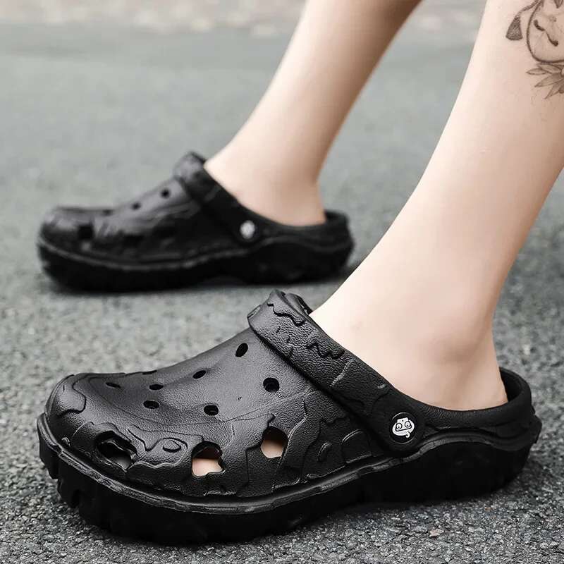 2025 Summer Slippers Clogs Men Beach Outdoor Garden Shoes Casual Sandals Black Brown Slip-On Men's Breathable Slides