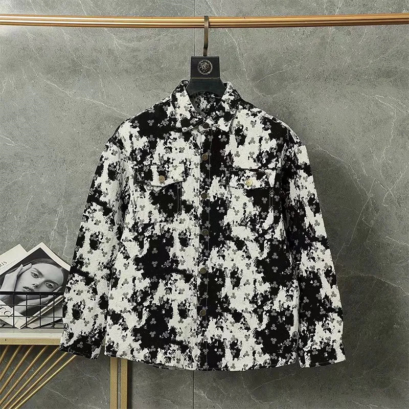 Fashion Designer Denim shirt spring and autumn mens quality business dress shirt Oversized Vintage Streetwear Button Down Denim Trucker fashion Jean Coats