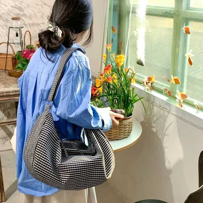 Fashion Nylon Plaid Womens Shoulder Bag 2025 New Casual Large Capacity Communicating Versatile Womens Bag Bolsas De Mujer Y250320