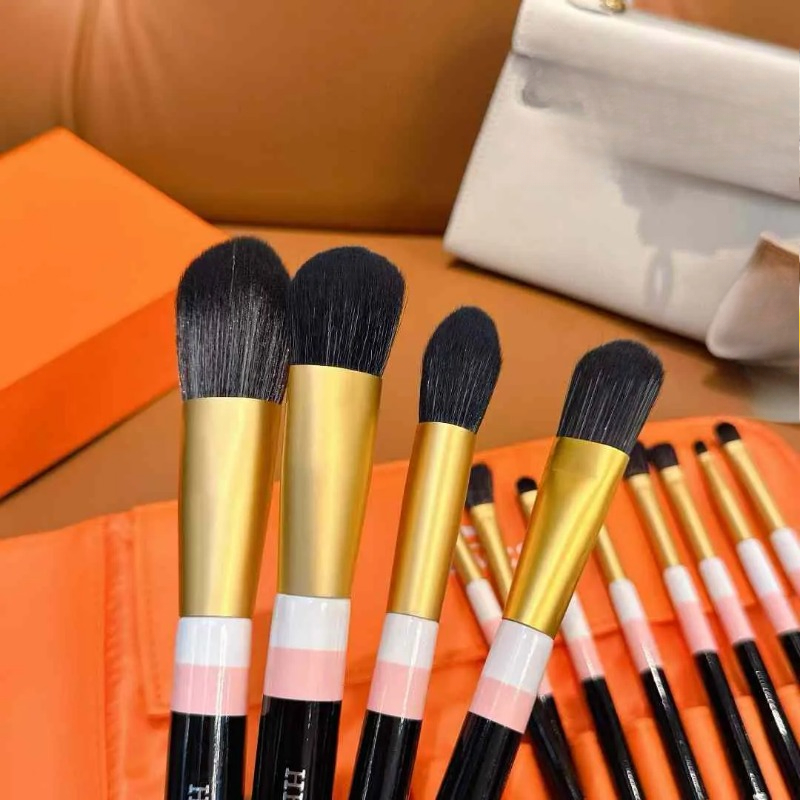 Designer Makeup Brushes Wool Loose Powder Correcting BrushBlush Foundation Brush Complete Gift Set