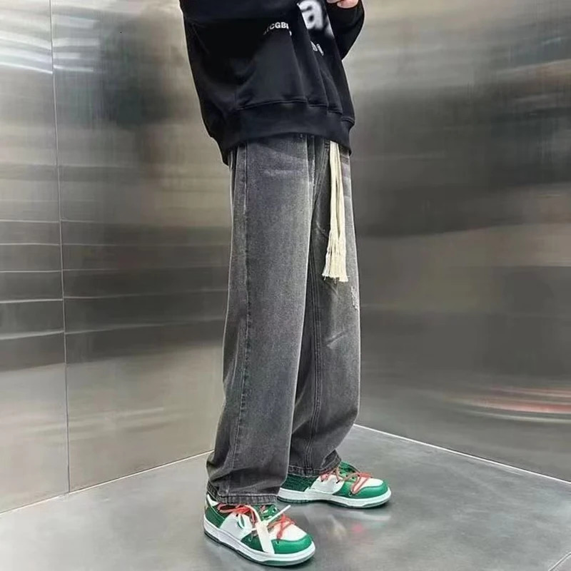 Mens luggage straight leg wide denim pants trend casual style street clothing mens lace design selling jeans 250312