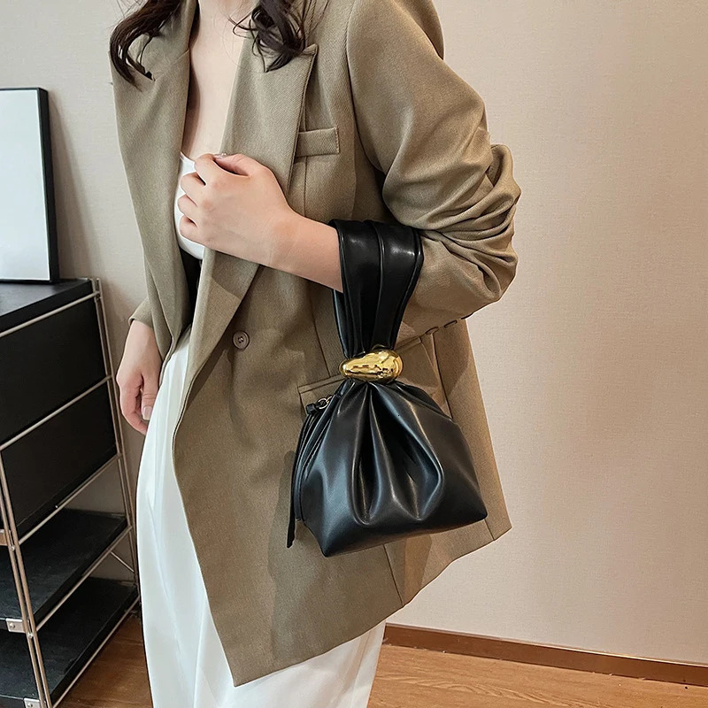 n mini PU leather garbage bags for women fashionable knotting retro womens shoulder wrist handbags and wallets 250317