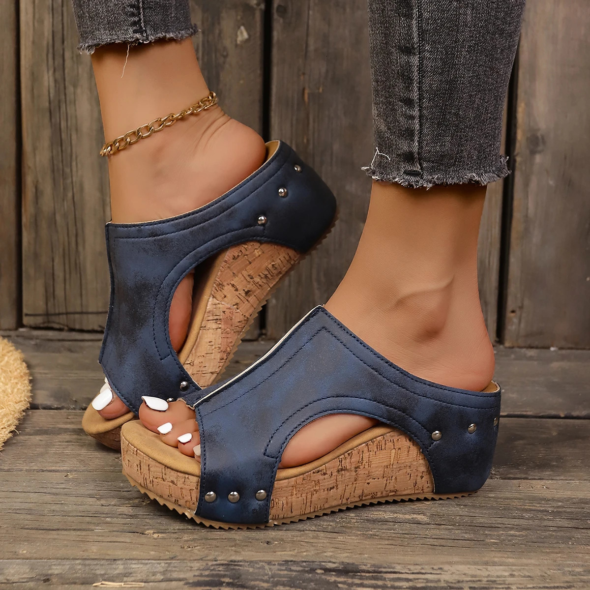Womens Slide Comfortable Shallow Leisure Outdoor Beach Slide Summer Fashion Wedding Sandals Womens Slide 250318