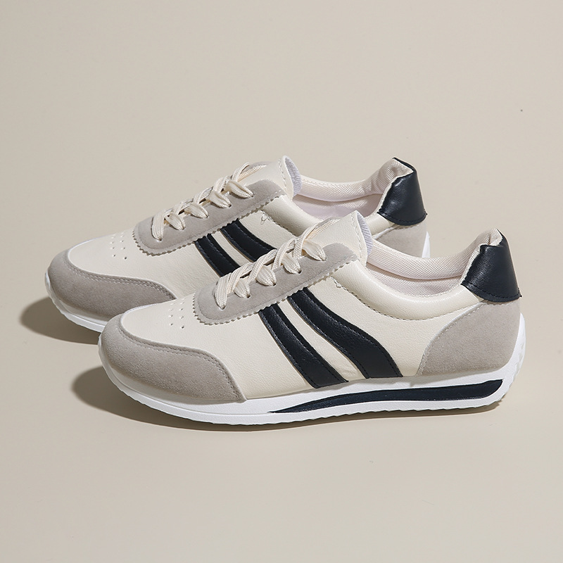 Free shipping 2025 New Running Shoes fashion comfortable Running Flat bottom skate shoes outdoor sport for women and men