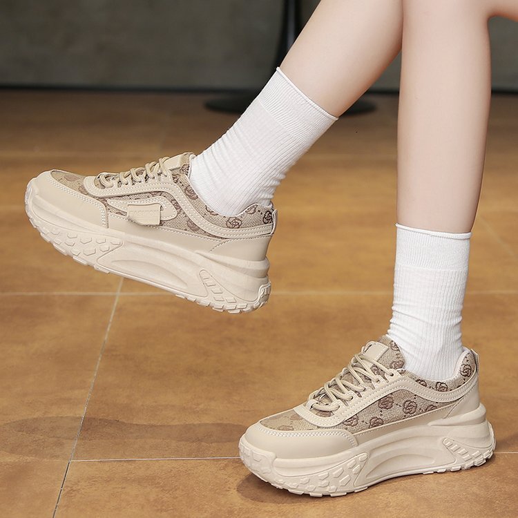 2025 New Korean Women's Breathable Fabric Multi functional Student Designer Fashion Sports Thick soled Height Increasing Running Shoes