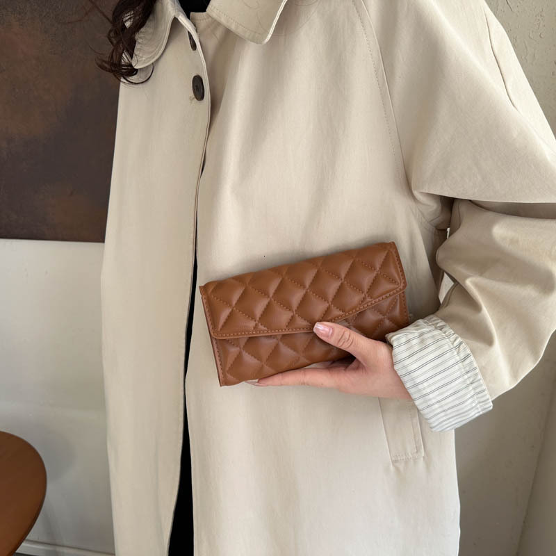2025S Trend Designer New Card Bag Zero Wallet Fashionable Casual Diamond Grid Embroidery Thread Simple Personality Solid Color Large Capacity Handbag 
