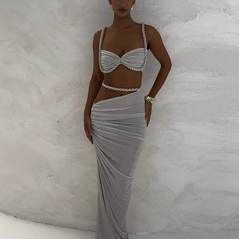 Sexy Solid Color Bareback Mini Strap Vest and Wrap Ski Set for Womens Spring Arrival Fashion China Origin 250318