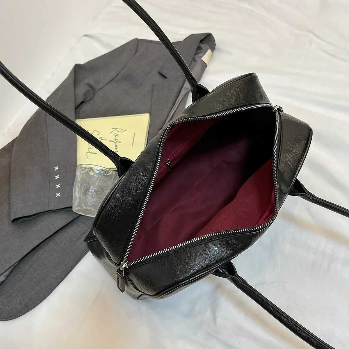 Leftside Pu Leather Underwear Bag Womens Short Handle Shoulder Bag 2024 Winter New Y2K Retro Handbag and Wallet Y250319