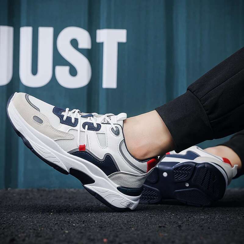 Men's fashion sports casual breathable four seasons soft soled comfortable outdoor running shoes student lace up sneakers