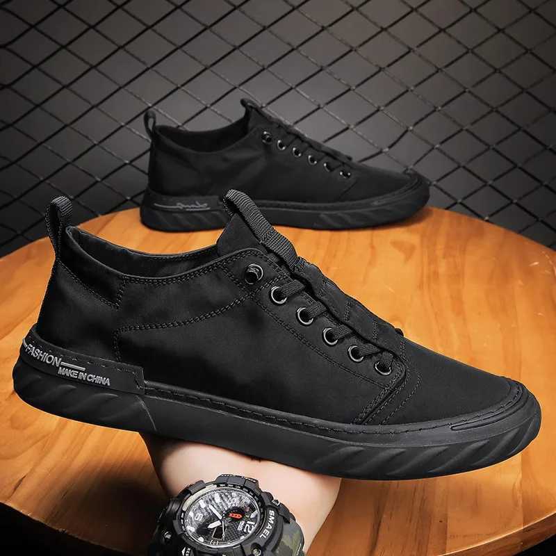 High quality silk breathable casual shoes 2024 solid color fashionable walking shoes lightweight mens sports shoes Zapatillas De Hbre Y250320