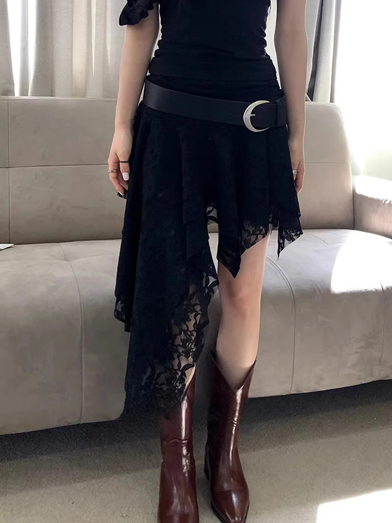 Rockmore Asymmetrical Lace Skirt Women Goth Street Ruffle Hem Mini Skirt Korean Harajuku Tiered Layer Pleated Skirts 90s Grunge 250320