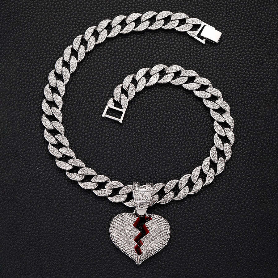 Ins Fashion Style Alloy Full Dia Boyfriend Love Necklace for Men and Women Hip Hop Shattered Heart Pendant Chain