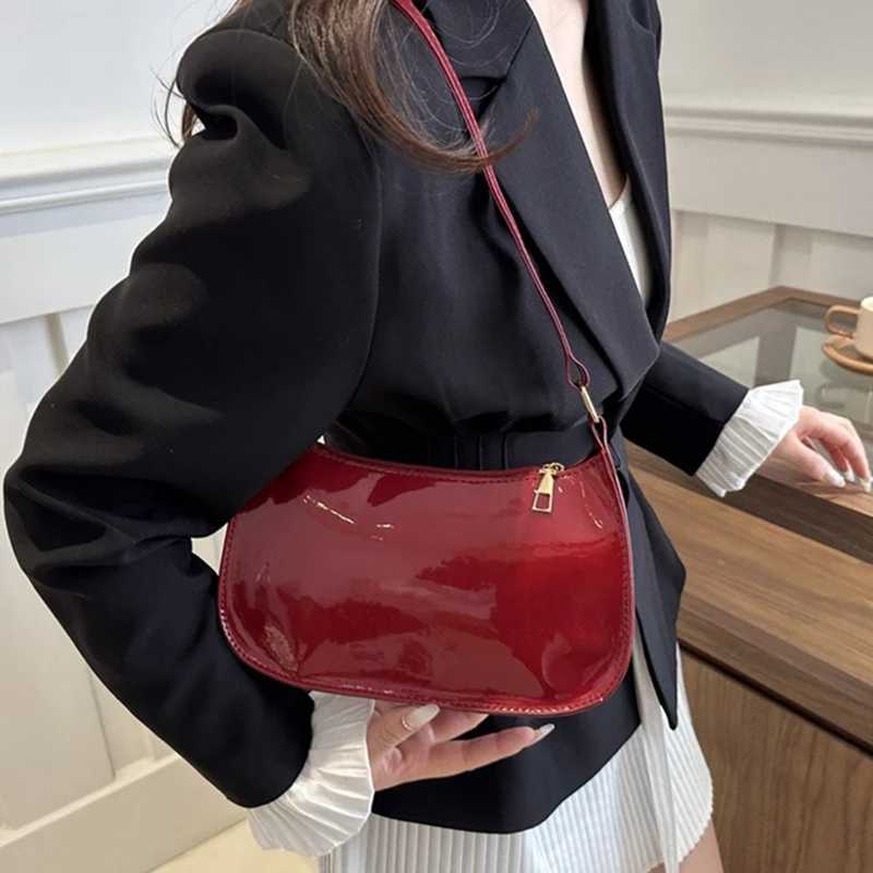 Retro solid color PU leather shoulder underwear bag womens patented leather handbag Korean fashion homeless bag Y250320