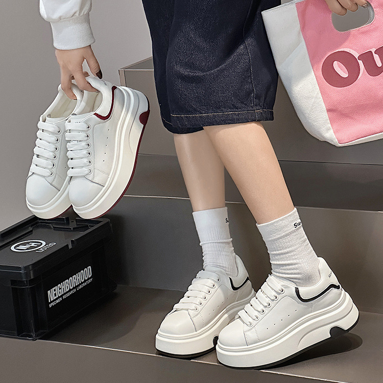 2025 new women's thick soled genuine leather white heart-shaped height increasing function lightweight multifunctional designer fashion sports sh