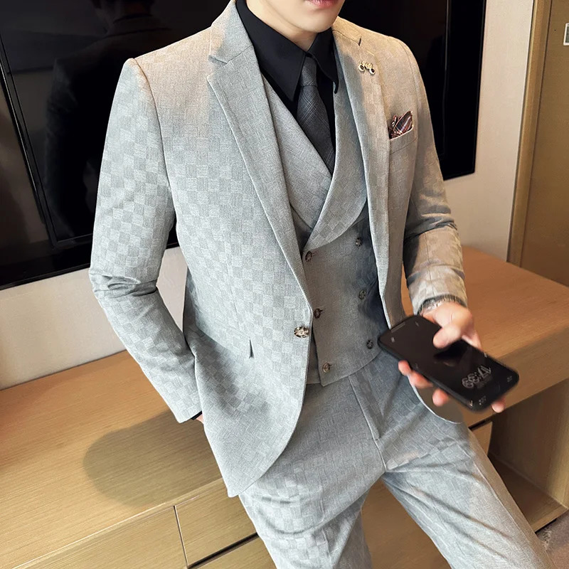 Main Promotion of Singlebreasted Business Wedding Groomsman Loose Suit Threepiece Box Check Comfortable Men 250311