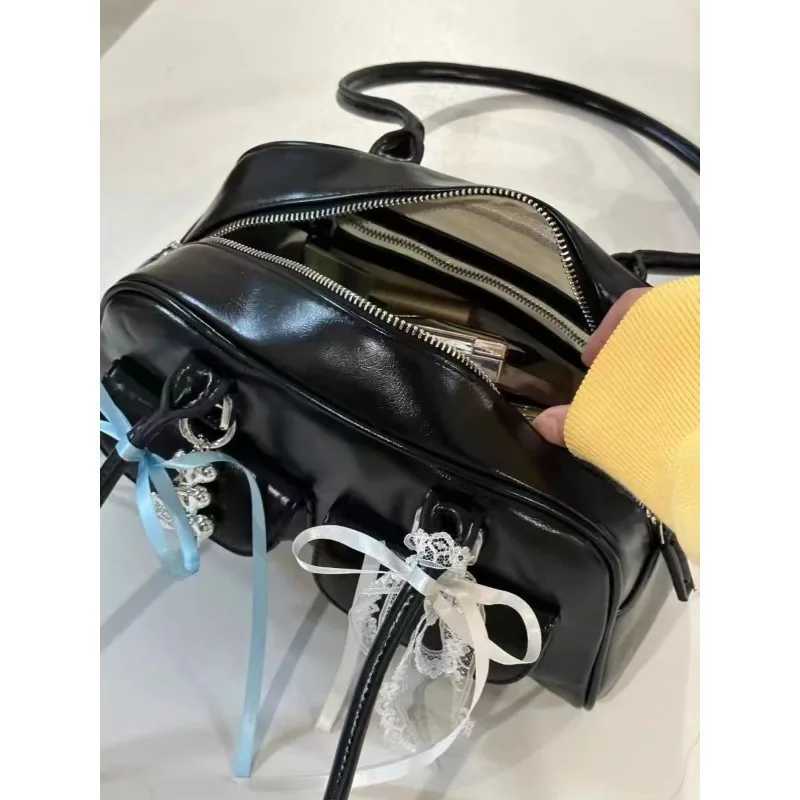 2024 New Womens Fashion Retro Leisure PU Leather Axle Bag Minimum Order Quantity Large Capacity Shoulder Bag Y250320