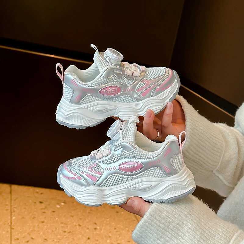 2024 Summer Childrens Mesh Sneakers Rotating Button Preschool Girls Fashion Sneakers Breathable Boys Mesh Sneakers Childrens Walking Shoes PinkT250321