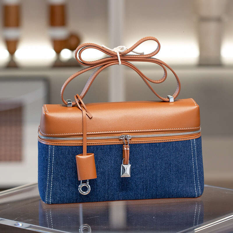 27 lunch box European and American high-end single shoulder crossbody women's underarm bag, 2025 new casual versatile fashion clothing
