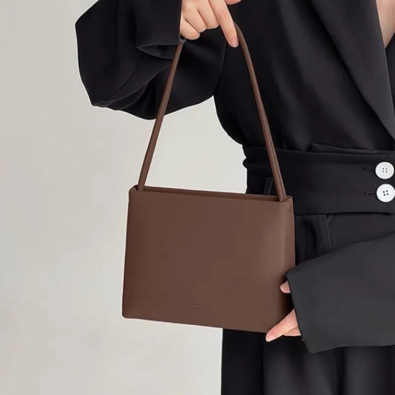 shoulder bag womens solid color highend feeling axial fashionable and casual small square Versatile Crossbody 250320