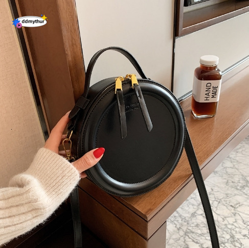 Niche Design Retro Hong Kong Style Fashion Handbag for Women 2024 Spring/Summer New Texture Single Shoulder Round Crossbody Bag #29 ddmythur