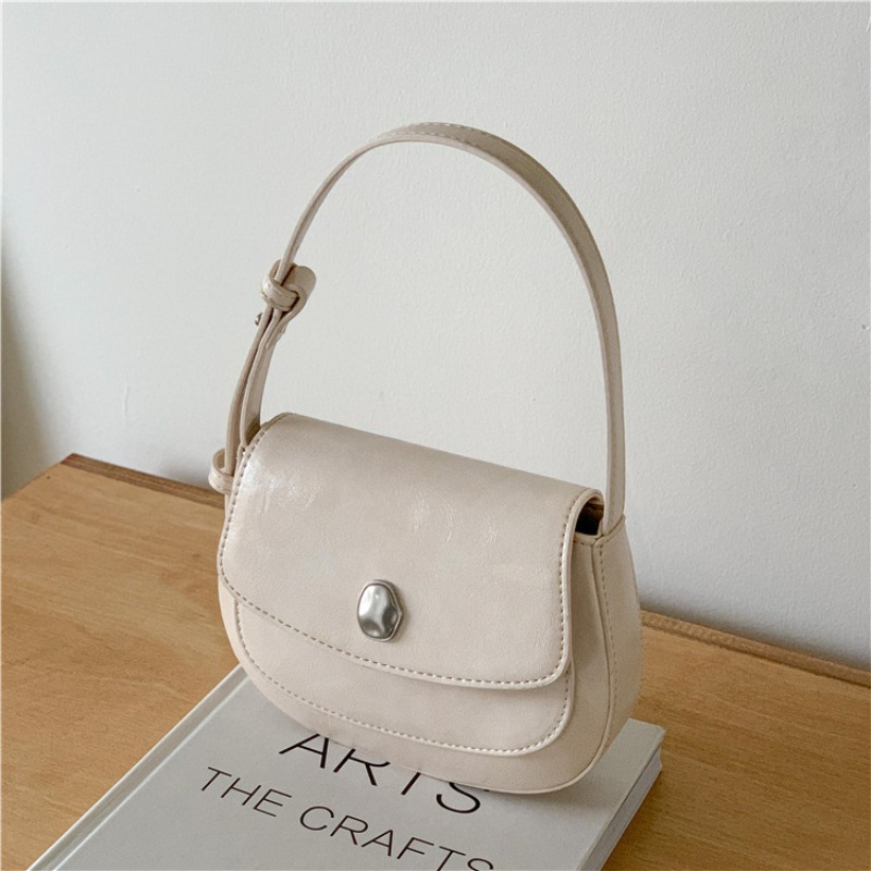 Simple Niche Style Solid Colored Shoulder Bag Classic Retro Design Messenger Bag