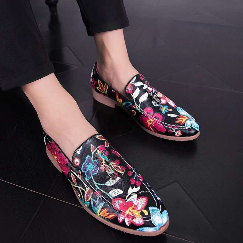 New Men Dress Leather For Male British Gold Blue National Pattern Oxfords Classic Gentleman Wedding Prom Shoes