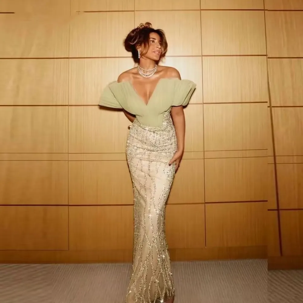 Fashion Evening Dresses For Women Off Shoulder Sleeveless Gown Sequins Ruffles Sweep Train Party Customized Dress
