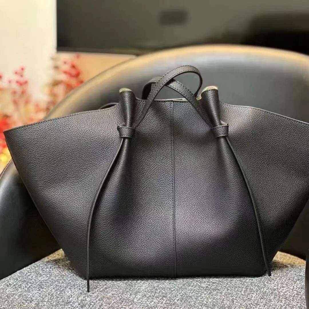Designer bag New Fashion Women's Split Leather Underarm Handbag Single Shoulder Wing Large Capacity Dumpg Tote Bag