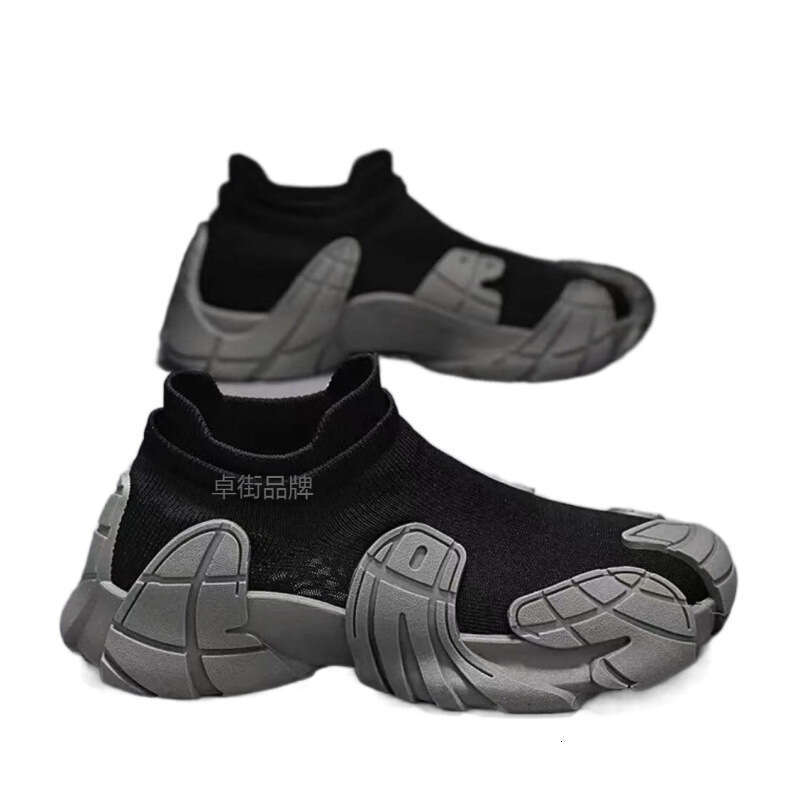 2025 Summer New Breathable 45 Large Men's Shoes Flyknit Mesh One Step Lazy Socks Thick soled Old xin